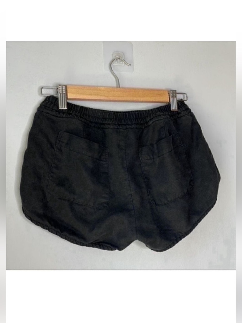 Aritzia Community Linen Blend Habitus Shorts - Picture 4 of 5